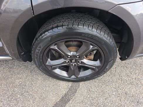 Used 2019 Dodge Journey Crossroad AWD/4WD image 10