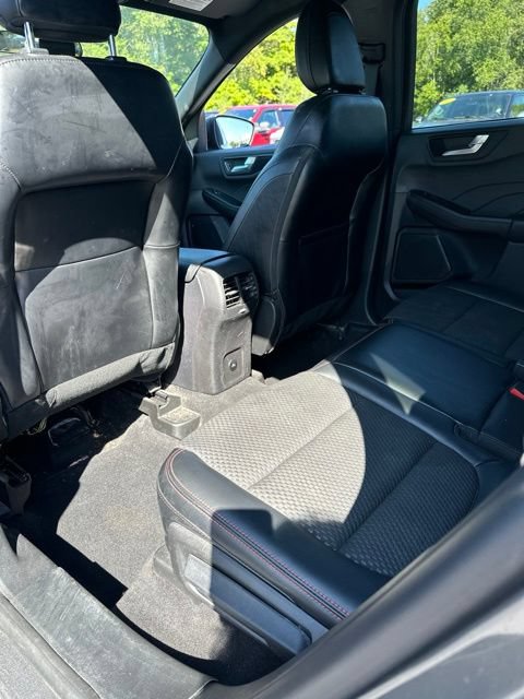 Used 2023 Ford Escape ST-Line w/ Tech Pack #1 AWD/4WD image 12