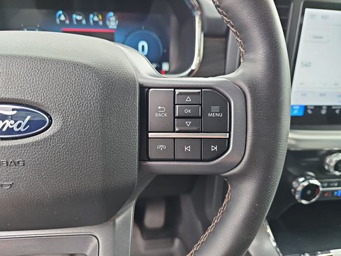 Used 2025 Ford F150 Lariat w/ Equipment Group 501A Mid AWD/4WD image 18