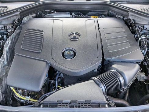 Used 2026 Mercedes-Benz GLC 300 image 16