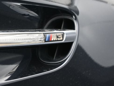 Used 2011 BMW M3 Convertible image 22