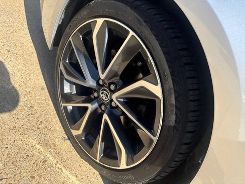 Used 2020 Toyota Corolla SE FWD image 8