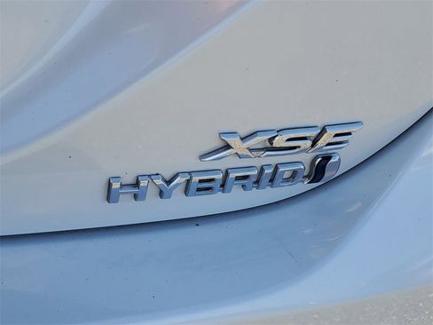 Used 2022 Toyota Camry XSE image 28