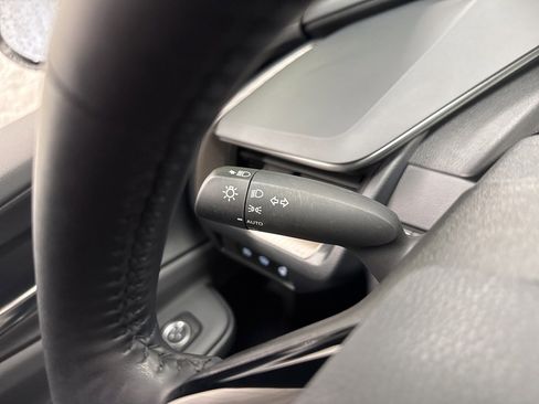 Certified 2024 Toyota Prius XLE image 21