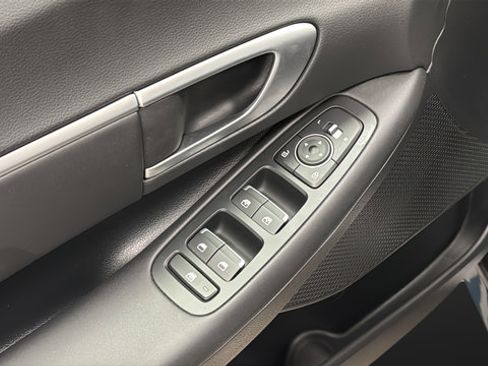 Used 2025 Hyundai Sonata SEL FWD image 21