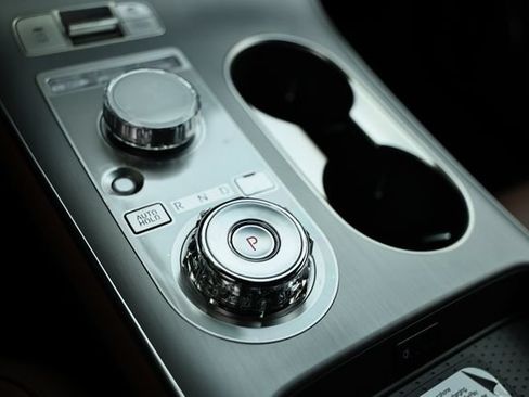 New 2026 Genesis GV70 2.5T Advanced AWD/4WD image 40