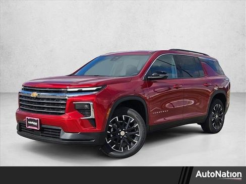New 2026 Chevrolet Traverse LT w/ Sun and Wheel Package FWD image 1