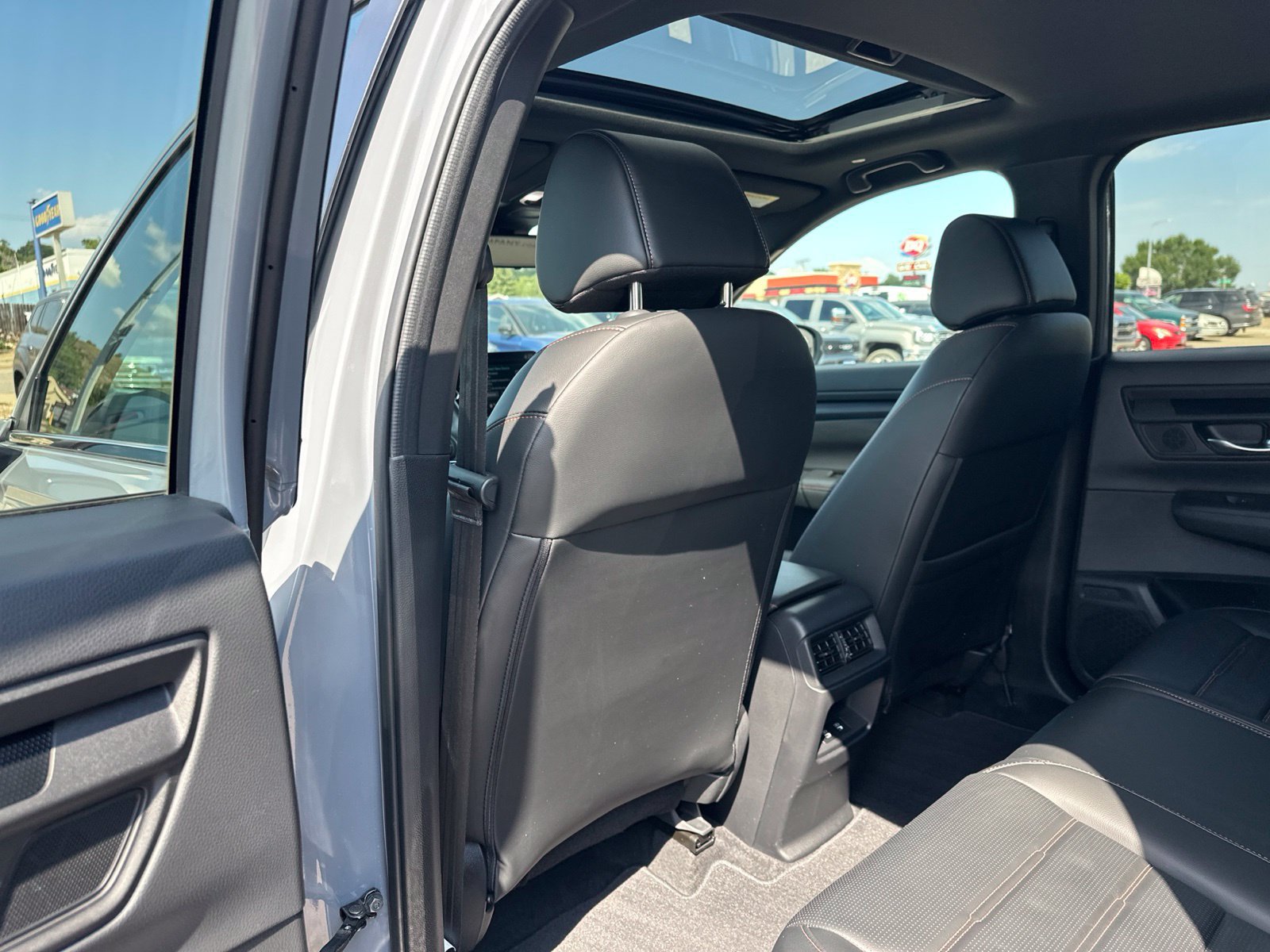 Used 2025 Honda CR-V Sport-L image 21