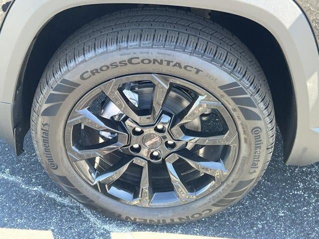 New 2027 GMC Terrain Elevation w/ Black Edition FWD image 11