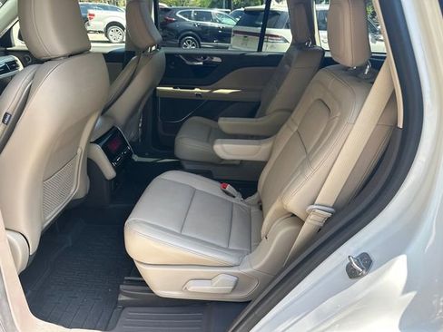 Used 2023 Lincoln Aviator Reserve w/ Equipment Group 201A RWD image 22