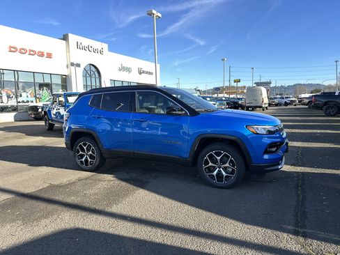 New 2026 Jeep Compass Limited image 7