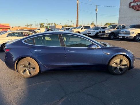 Used 2018 Tesla Model 3 Long Range image 2