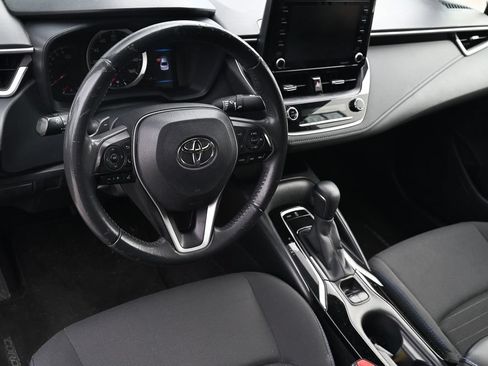 Used 2022 Toyota Corolla SE FWD image 9