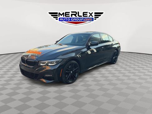 Used 2022 BMW 330i xDrive Sedan w/ M Sport Package AWD/4WD image 4