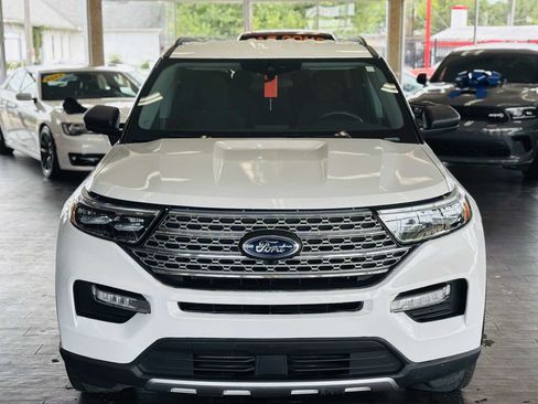 Used 2023 Ford Explorer XLT w/ Class IV Trailer Tow Package AWD/4WD image 17