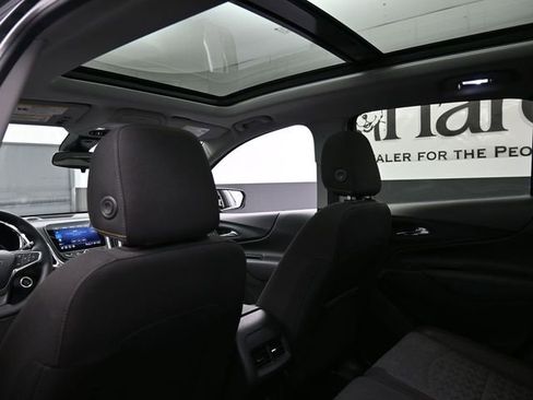 Used 2023 Chevrolet Equinox LT image 24