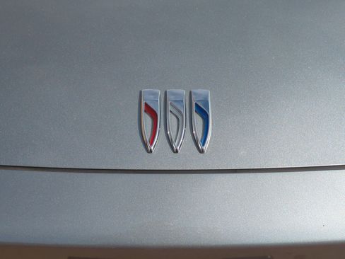 Certified 2025 Buick Envision Preferred image 13