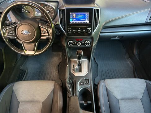 Used 2021 Subaru Crosstrek 2.0i Premium w/ Moonroof Package AWD/4WD image 17
