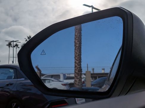 New 2025 Hyundai Tucson Limited image 15