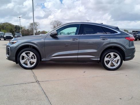 Certified 2025 Audi Q5 Premium Plus w/ Premium Plus image 4