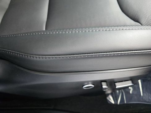 Used 2024 Tesla Model X AWD/4WD image 23