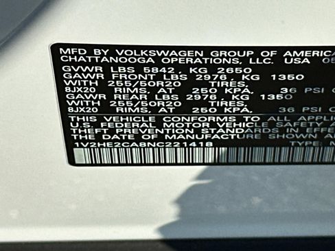 Used 2022 Volkswagen Atlas Cross Sport SE image 24