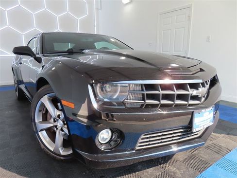 Used 2013 Chevrolet Camaro SS w/ RS Package RWD image 2