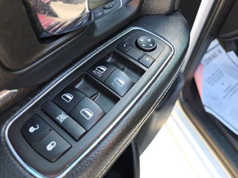 Used 2021 RAM 1500 Classic Warlock w/ Warlock Decor Package AWD/4WD image 14