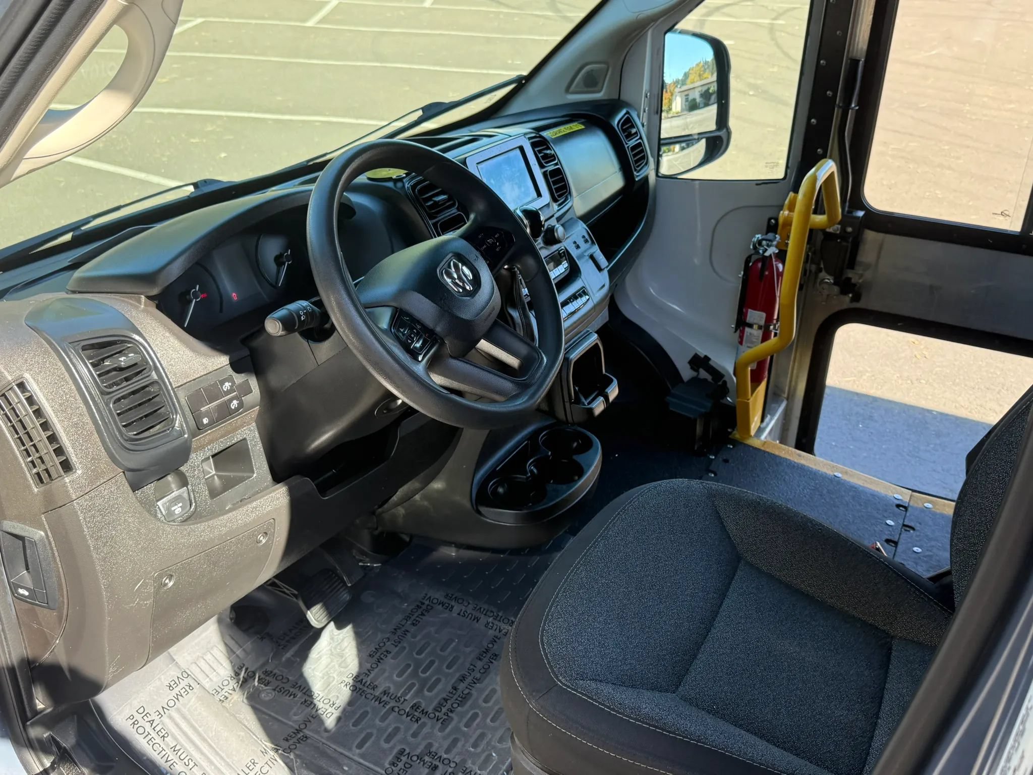 Used 2022 RAM ProMaster 3500 w/ Fleet Safety Group FWD image 13