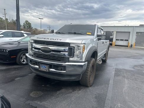 Used 2018 Ford F250 XLT image 11