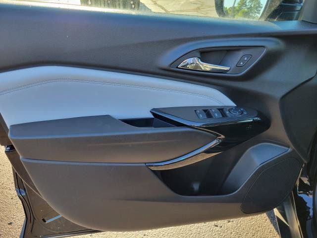 New 2026 Chevrolet Trax LT w/ Driver Confidence Package FWD image 6