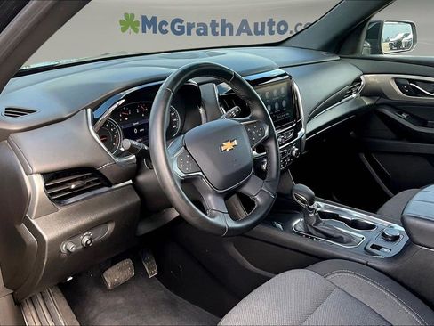 Used 2023 Chevrolet Traverse LT AWD/4WD image 16