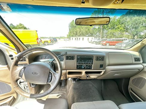 Used 1999 Ford F350 2WD Crew Cab DRW Super Duty image 18