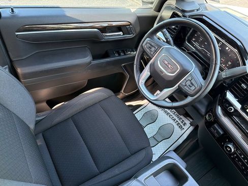 Used 2023 GMC Sierra 1500 Elevation AWD/4WD image 21