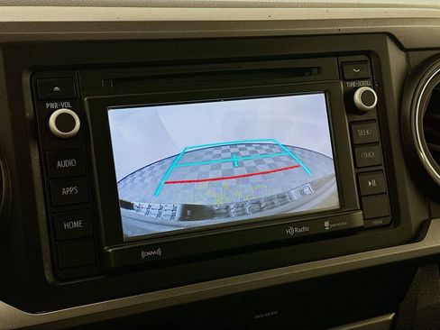 Used 2018 Toyota Tacoma SR5 image 18