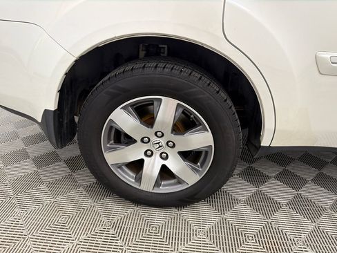 Used 2013 Honda Pilot Touring image 19