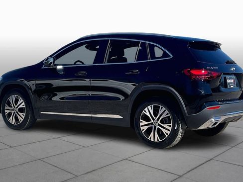 Used 2025 Mercedes-Benz GLA 250 image 12