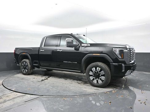 Used 2026 GMC Sierra 2500 Denali w/ Denali Reserve Package AWD/4WD image 8
