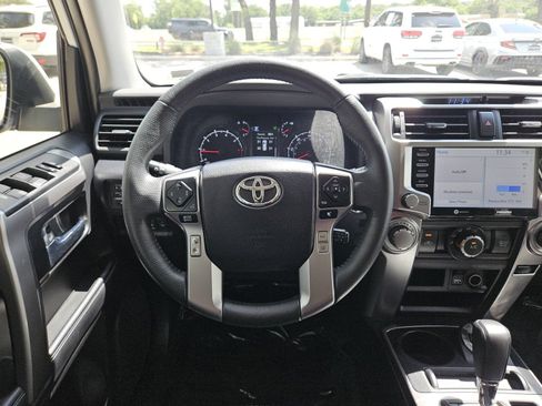 Certified 2024 Toyota 4Runner SR5 AWD/4WD image 13