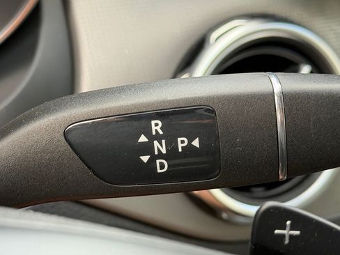 Used 2020 Mercedes-Benz GLA 250 image 17