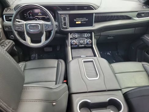 Used 2023 GMC Yukon XL Denali w/ Denali Reserve Package AWD/4WD image 19