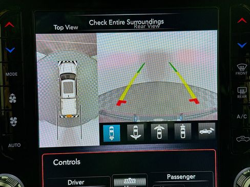 Used 2019 RAM 1500 Laramie image 23