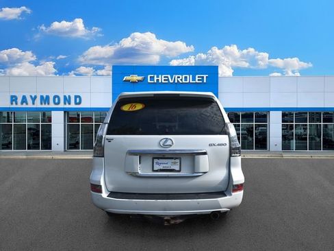 Used 2016 Lexus GX 460 Luxury AWD/4WD image 4