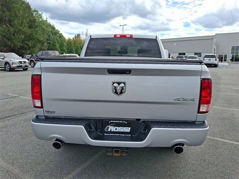 Used 2017 RAM 1500 Express image 5