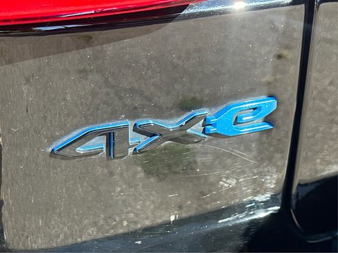 Used 2022 Jeep Wrangler Unlimited Sahara image 22