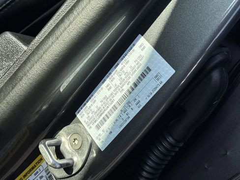 Used 2024 Ford Escape ST-Line image 45