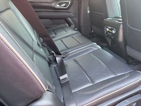 Used 2021 GMC Yukon SLT AWD/4WD image 37