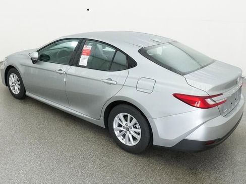 New 2026 Toyota Camry LE image 32