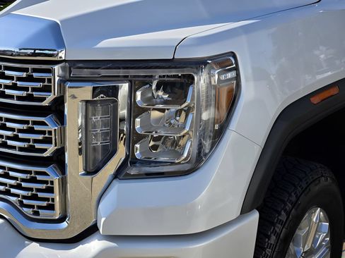 Used 2021 GMC Sierra 2500 Denali w/ Denali Ultimate Package AWD/4WD image 9