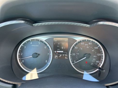 New 2025 Nissan Versa S w/ Trunk Package image 17